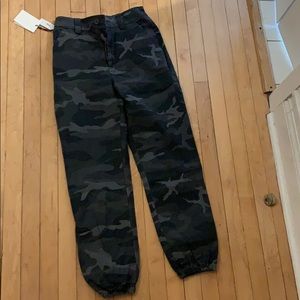 NEW WITH TAGS ARITZIA camo joggers